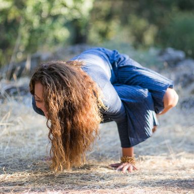 Anna Zorzou - Yoga Teacher, Yoga Teacher Training - Yoga Retreats - Online Yoga Classes